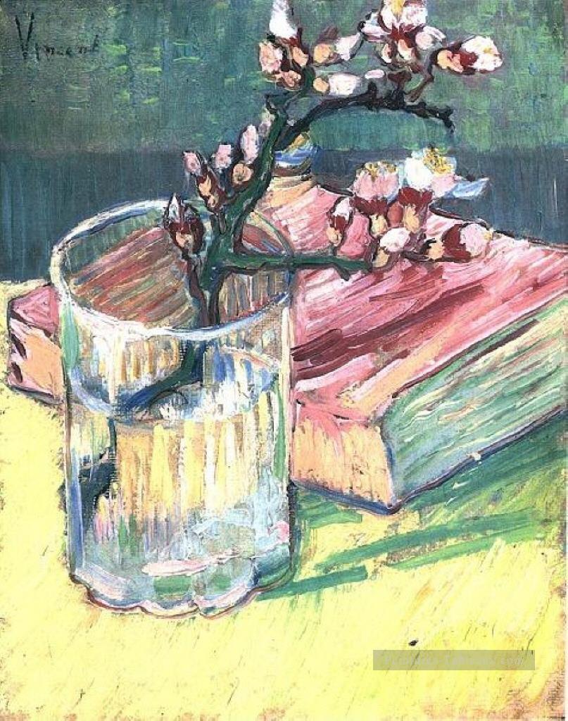 Branche d’amande florissante dans un verre avec un livre Vincent van Gogh Peintures à l'huile